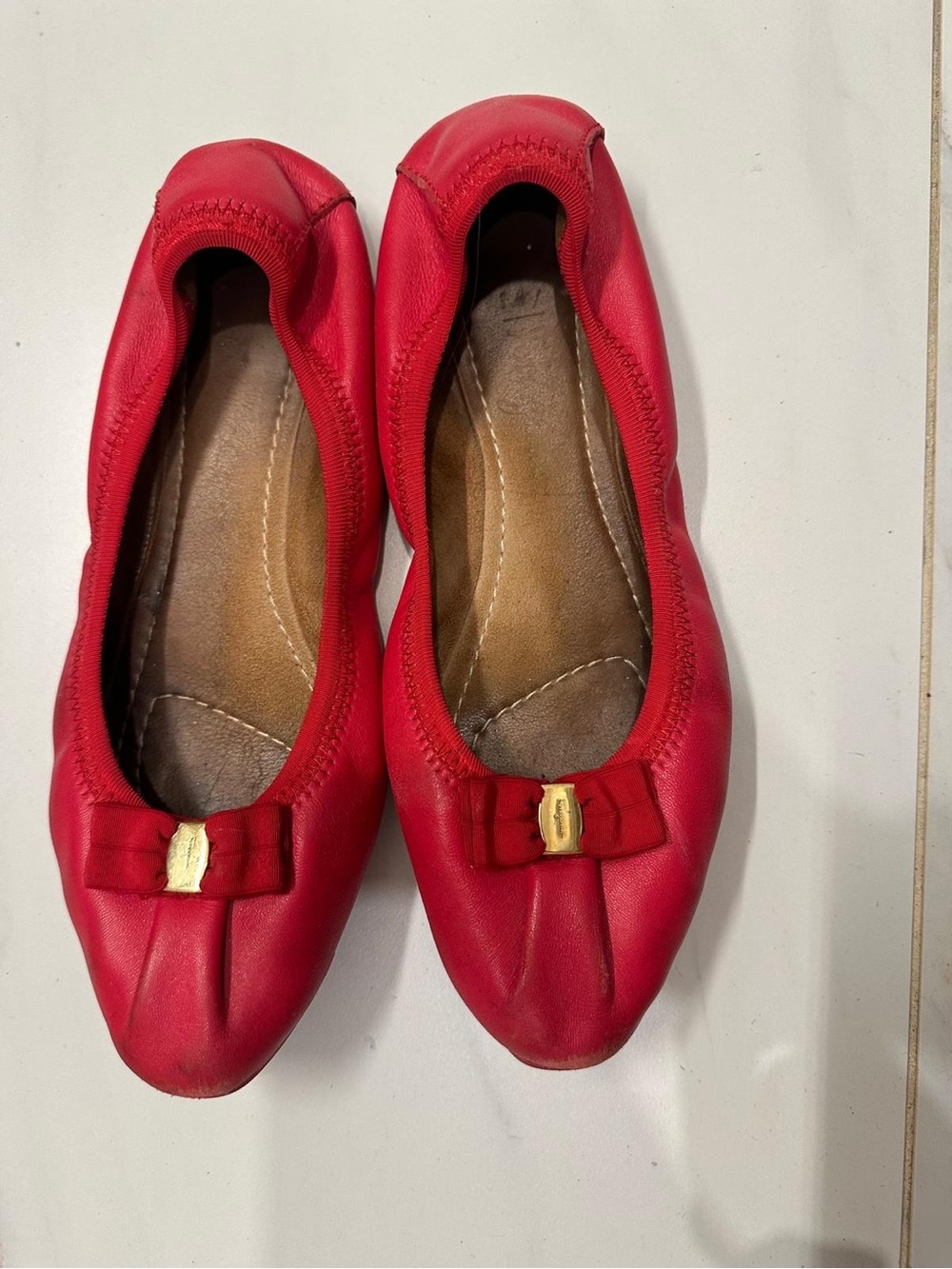 Salvatore Ferragamo Red Leather Bow Ballet Flats